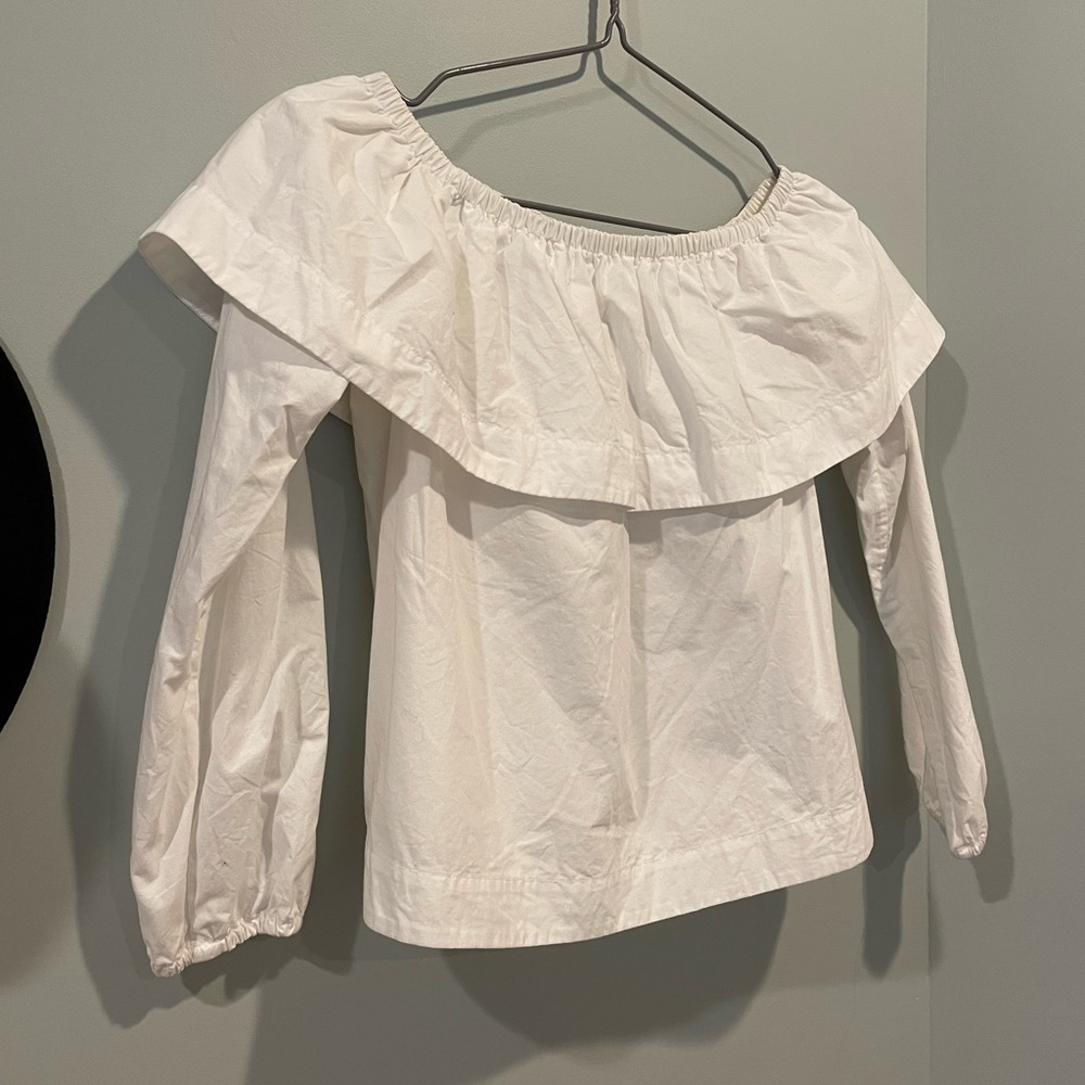 Aritzia Off-Shoulder Top